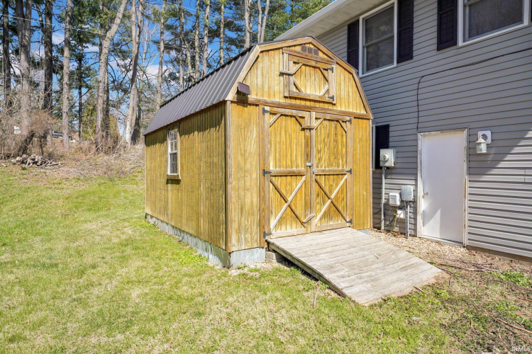Listing Image 16
