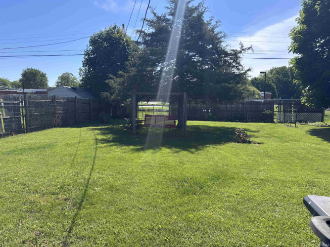 Listing Image 8