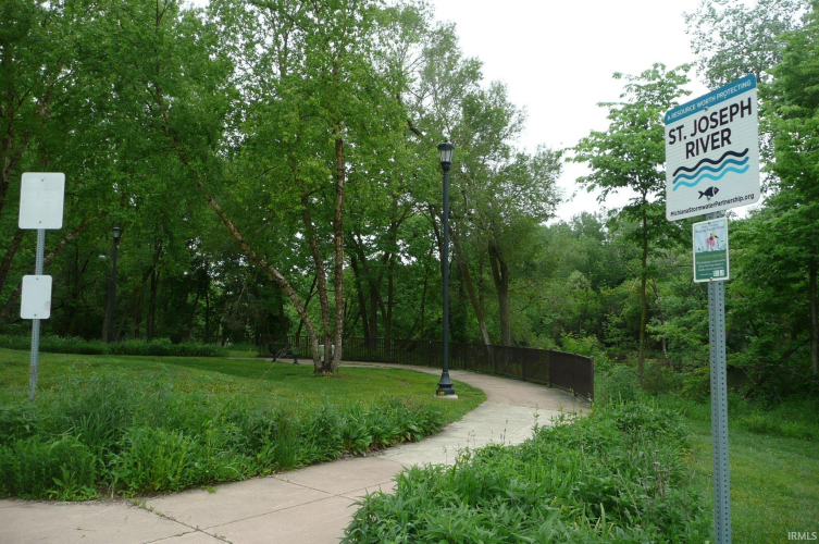 Listing Image 25