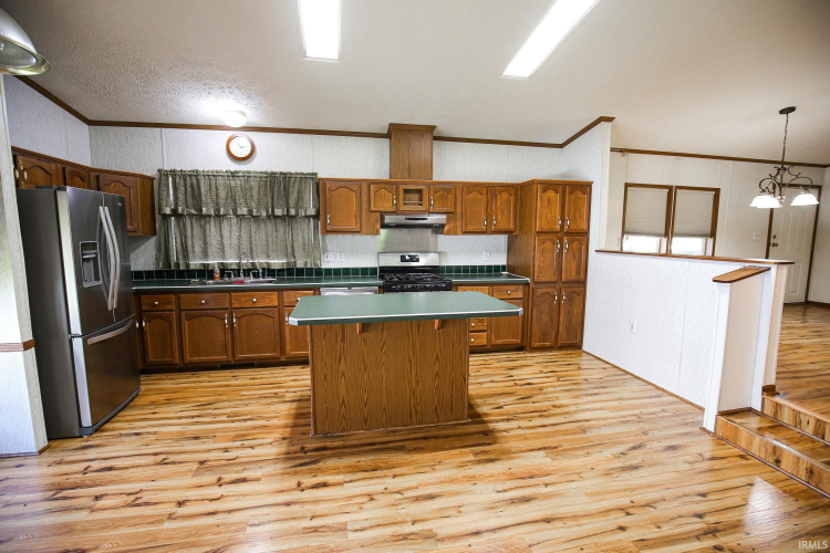 Listing Image 18