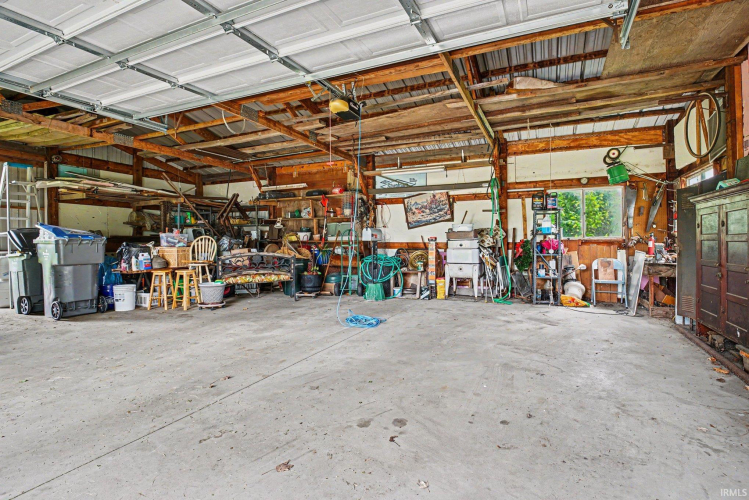 Listing Image 16