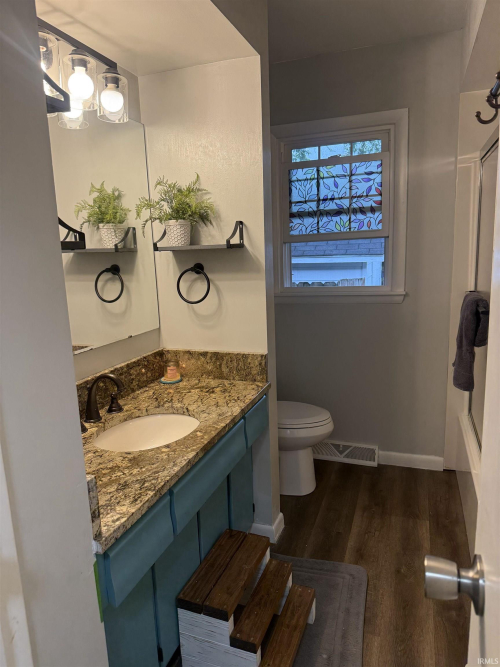 Listing Image 15