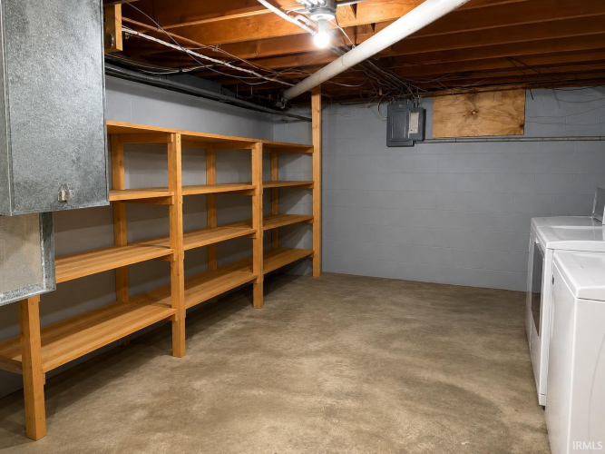 Listing Image 20
