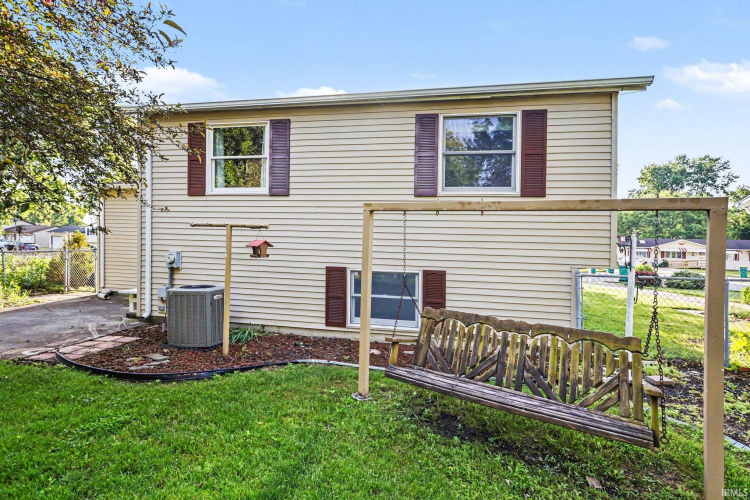 Listing Image 27