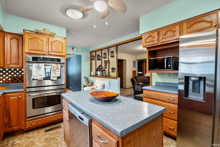 Listing Image 13