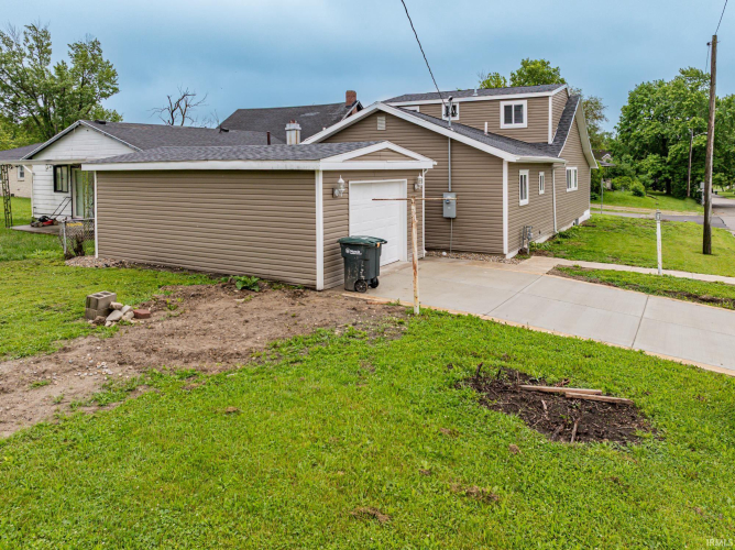 Listing Image 29