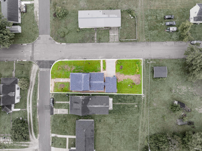 Listing Image 4