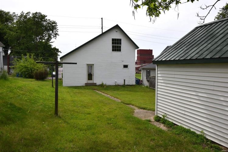 Listing Image 19