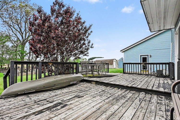 Listing Image 19