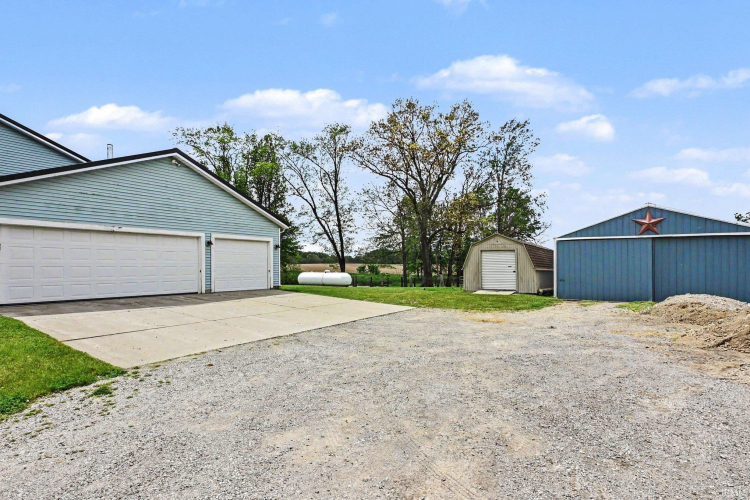Listing Image 20