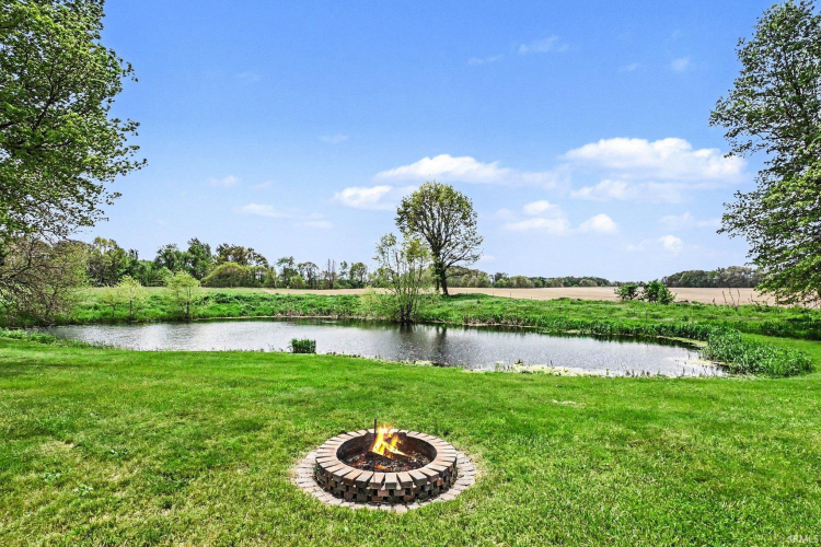 Listing Image 27