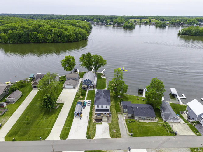 Listing Image 8