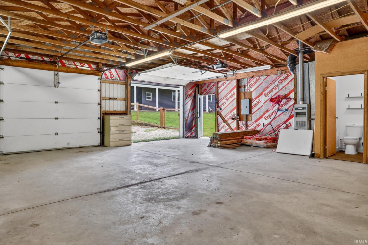 Listing Image 32