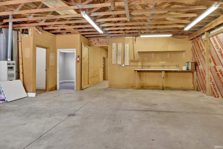 Listing Image 33