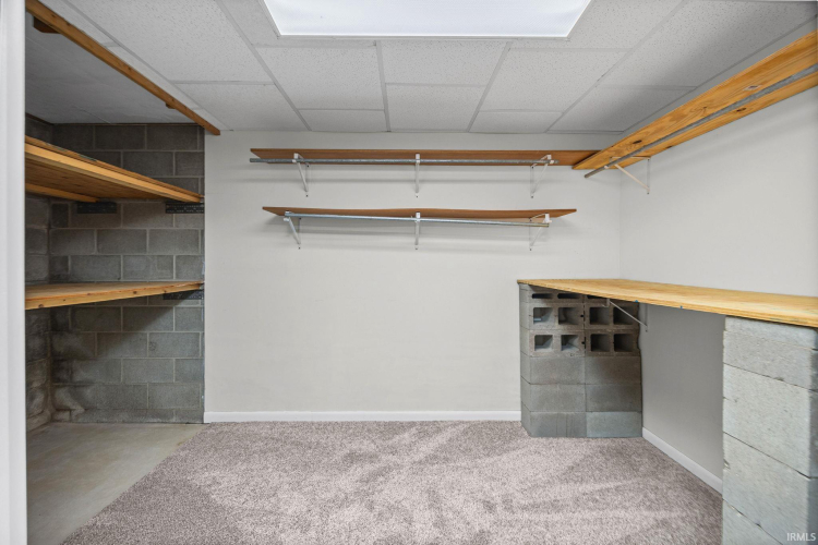Listing Image 28