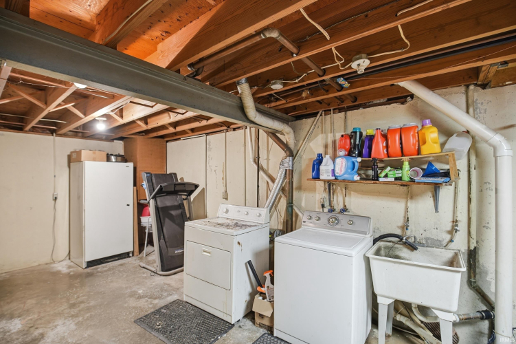 Listing Image 20