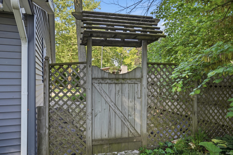 Listing Image 33