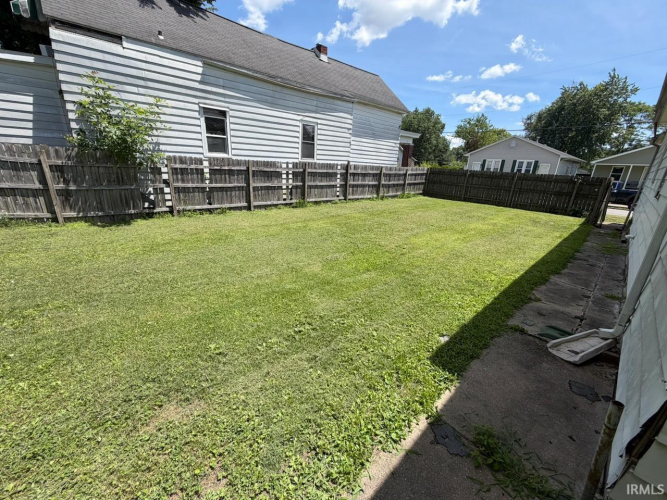 Listing Image 14