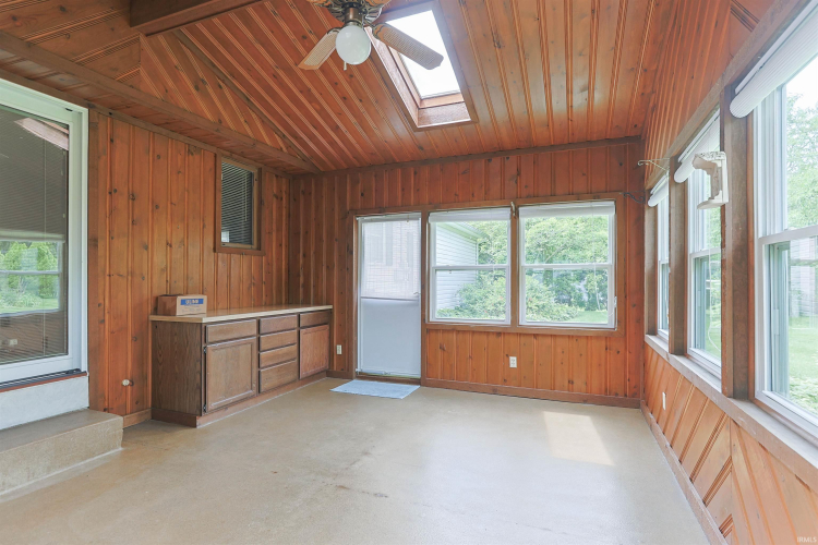 Listing Image 28