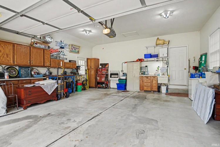 Listing Image 24