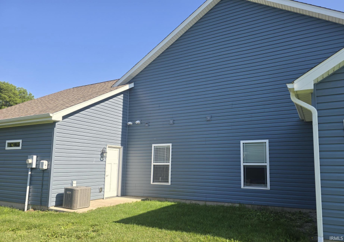Listing Image 33