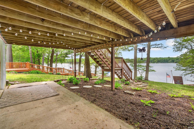 Listing Image 10