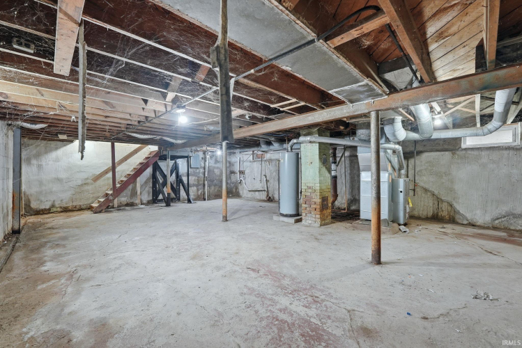 Listing Image 30