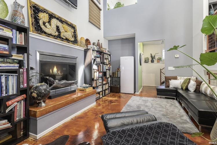 Listing Image 15