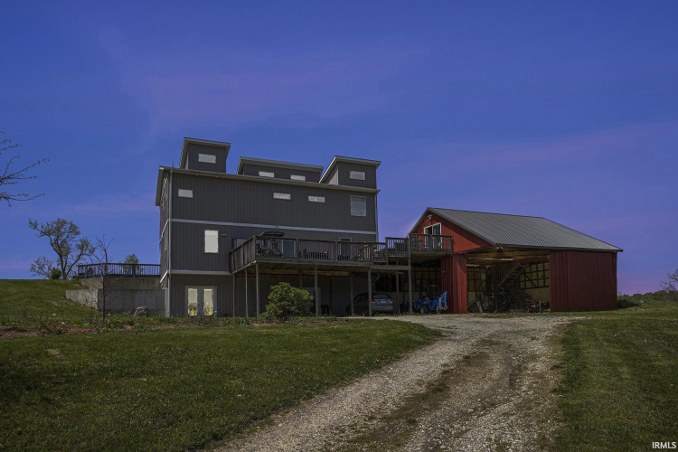 Listing Image 3