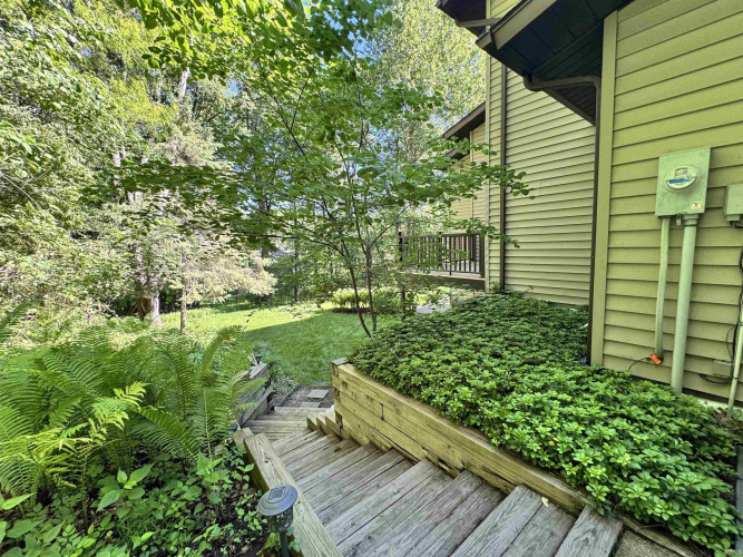 Listing Image 46