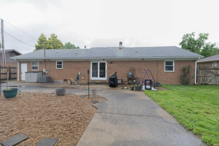 Listing Image 15