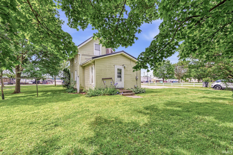 Listing Image 7
