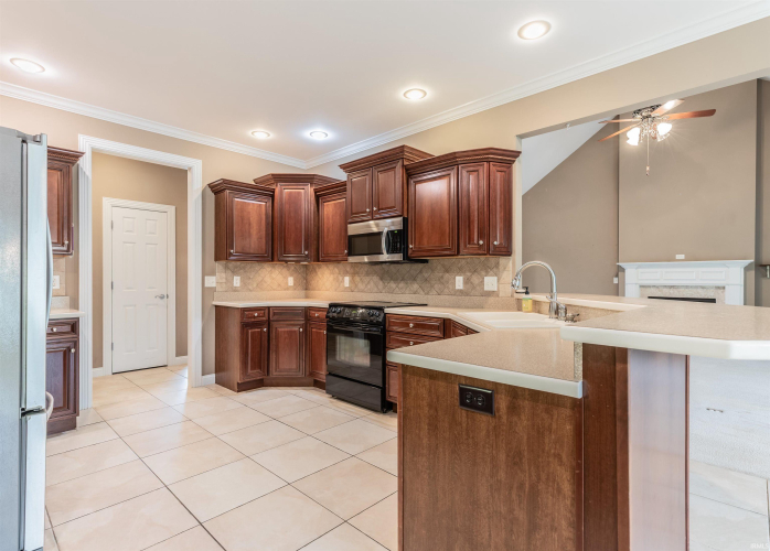 Listing Image 13