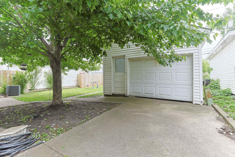 Listing Image 31