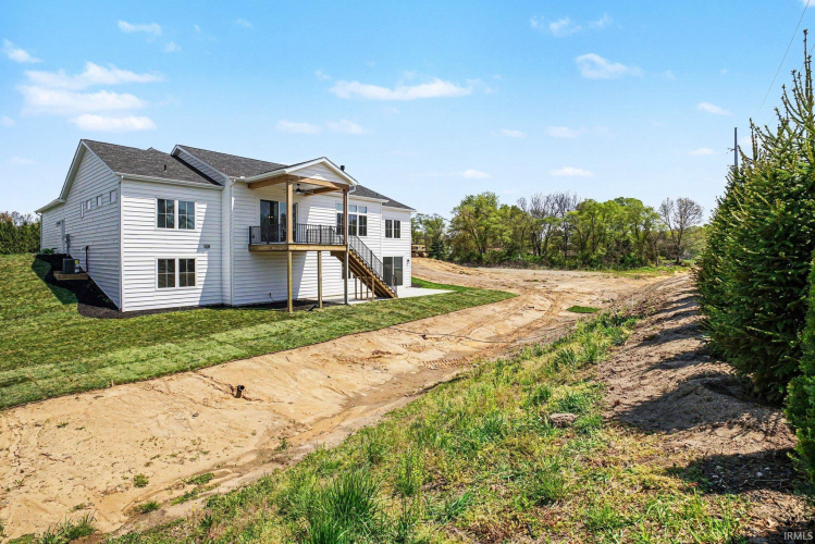 Listing Image 28