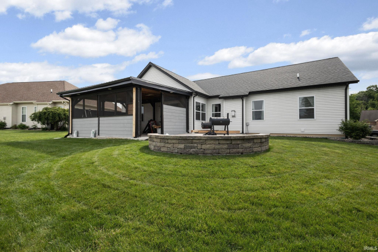 Listing Image 27