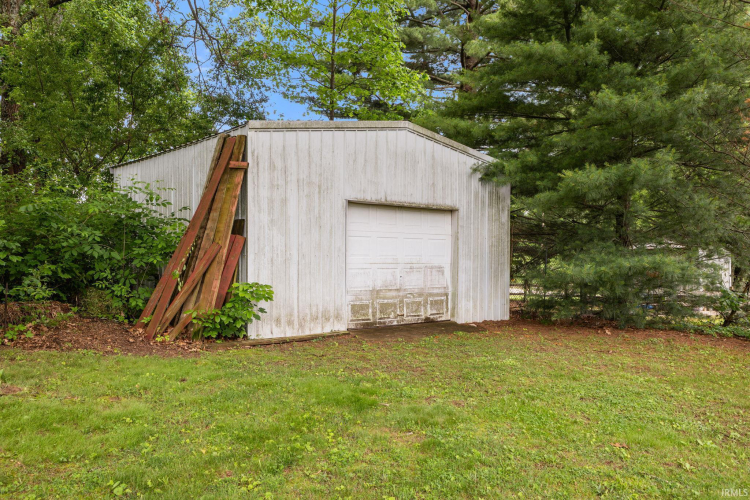 Listing Image 28