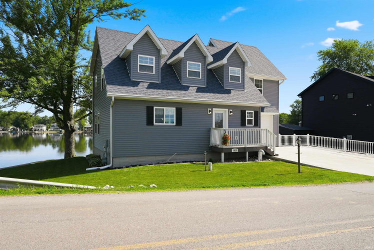 Listing Image 3