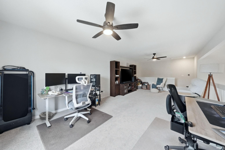 Listing Image 24