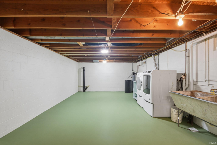 Listing Image 24