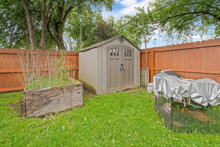 Listing Image 23