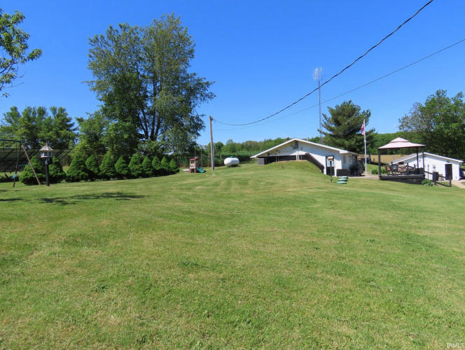 Listing Image 22