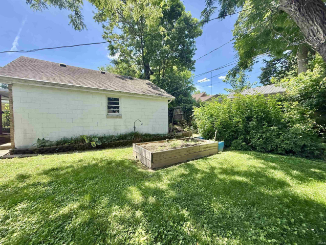Listing Image 28