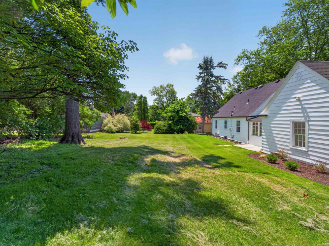 Listing Image 32