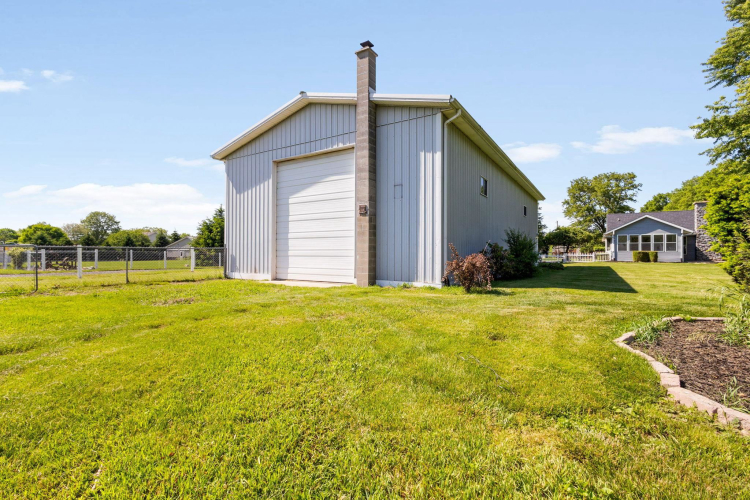 Listing Image 31