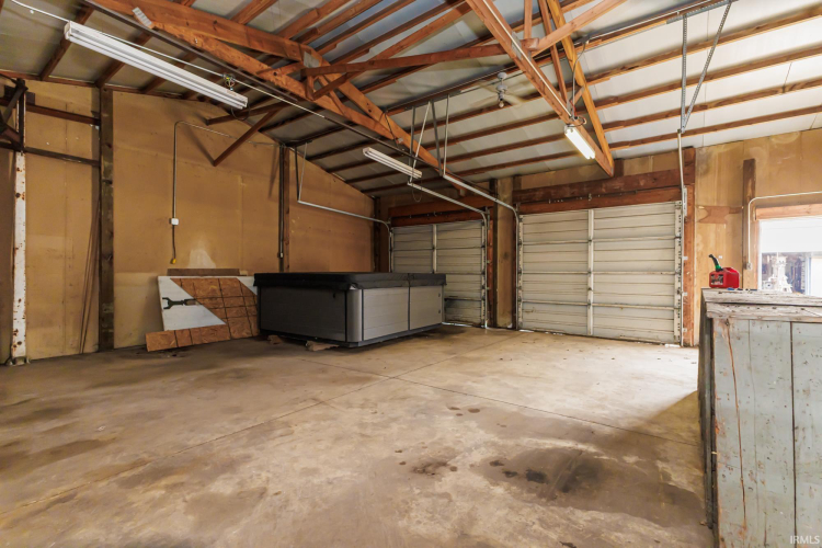 Listing Image 17