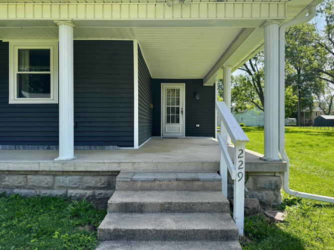 Listing Image 3