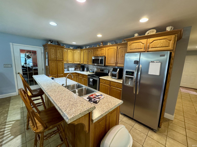 Listing Image 19