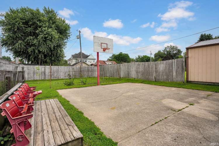 Listing Image 32