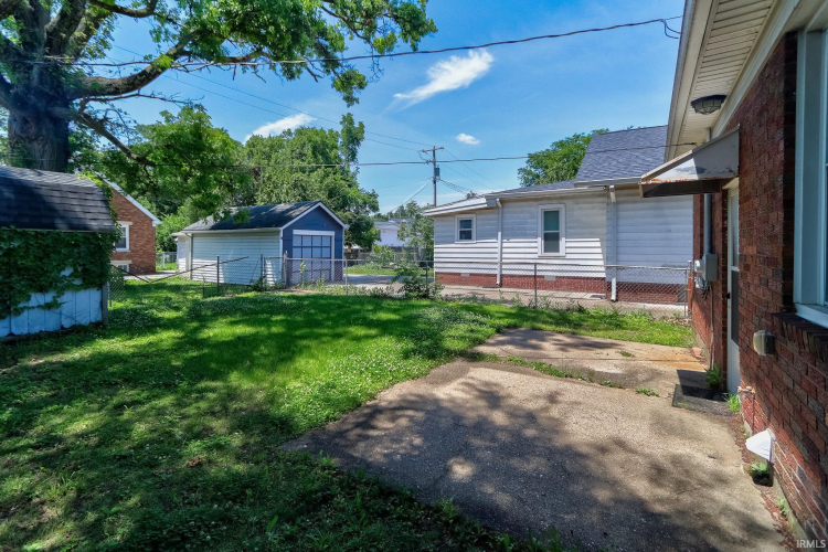 Listing Image 23